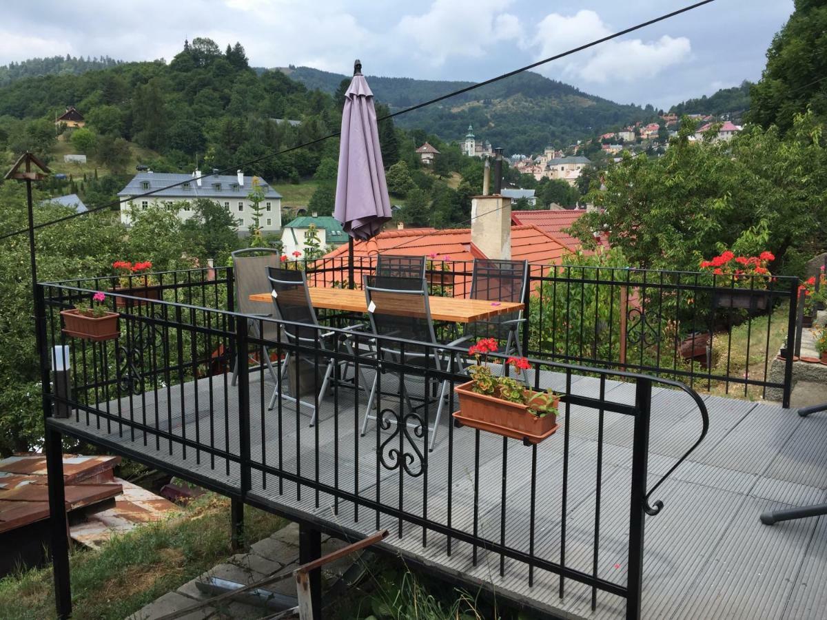 Apartman Panorama Apartment Banska Stiavnica Bagian luar foto